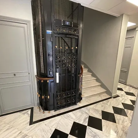 Carré D'or - Luxueux 2 Pièces Appartement Nice