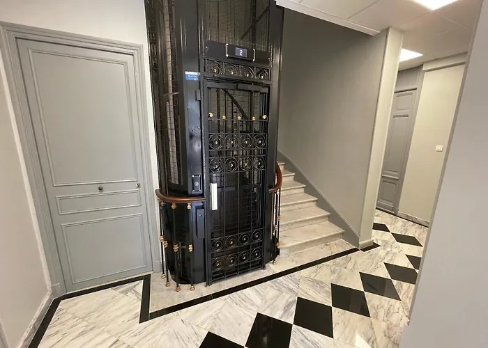 Carré D'or - Luxueux 2 Pièces Appartement Nice
